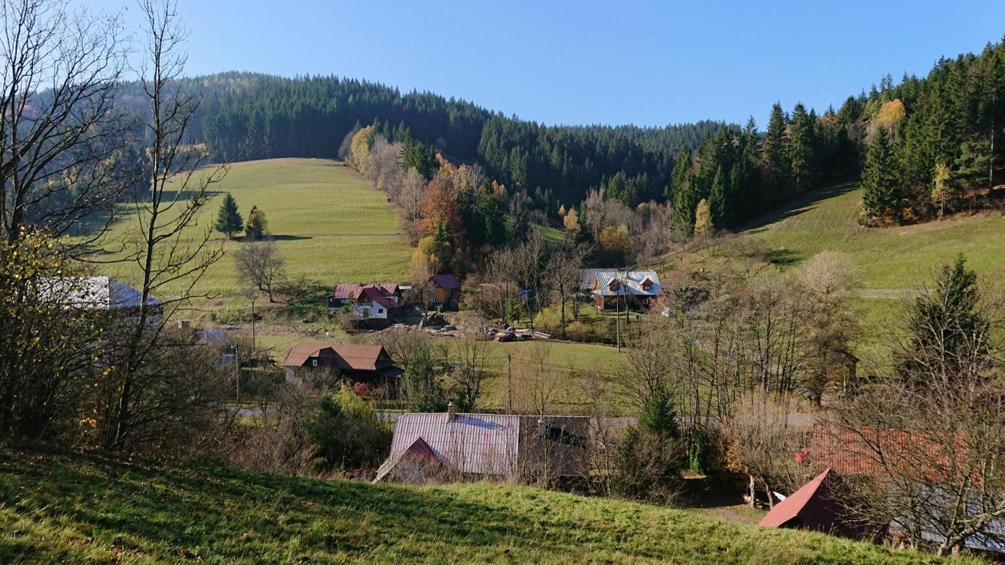 Chalupa U Sindelaru - Velke Karlovice Villa Buitenkant foto